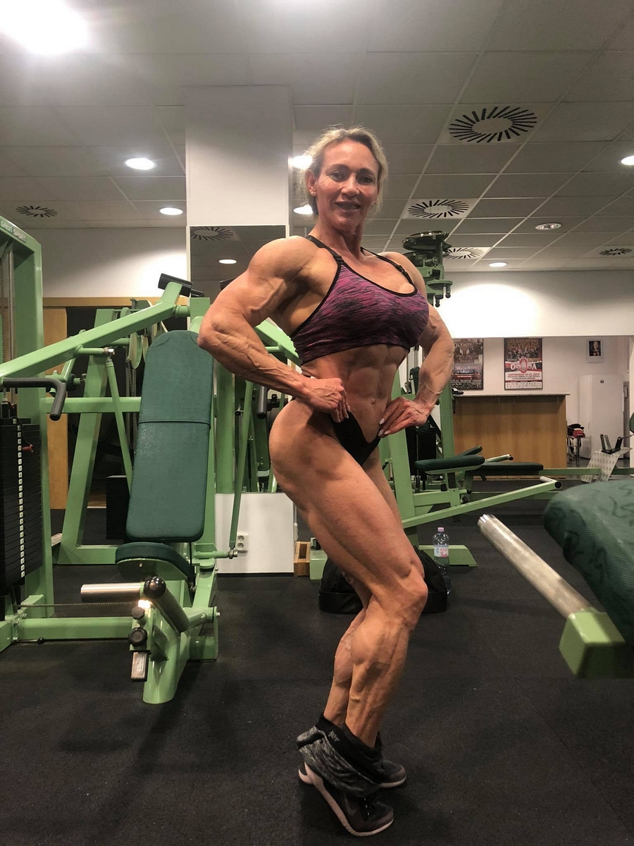 Margita Z�molov�