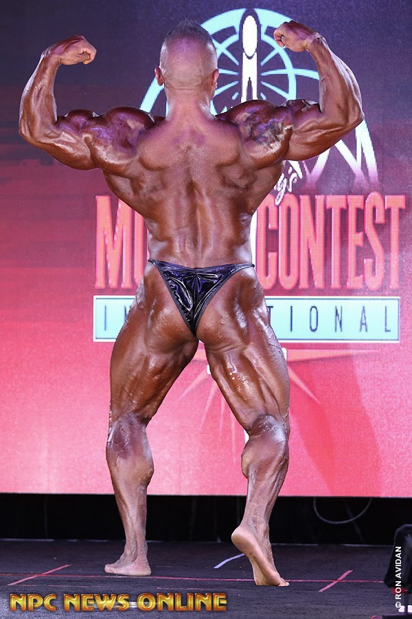 Eddie Bracamontes�