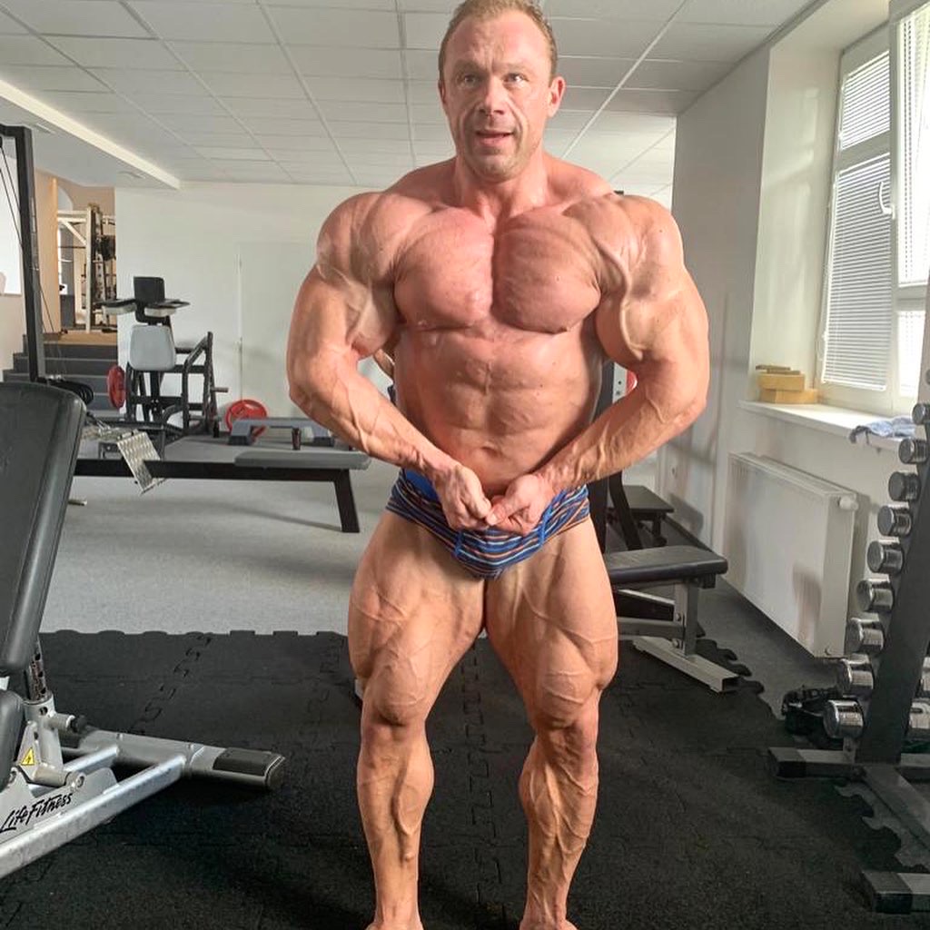 �Slavoj Bedn��