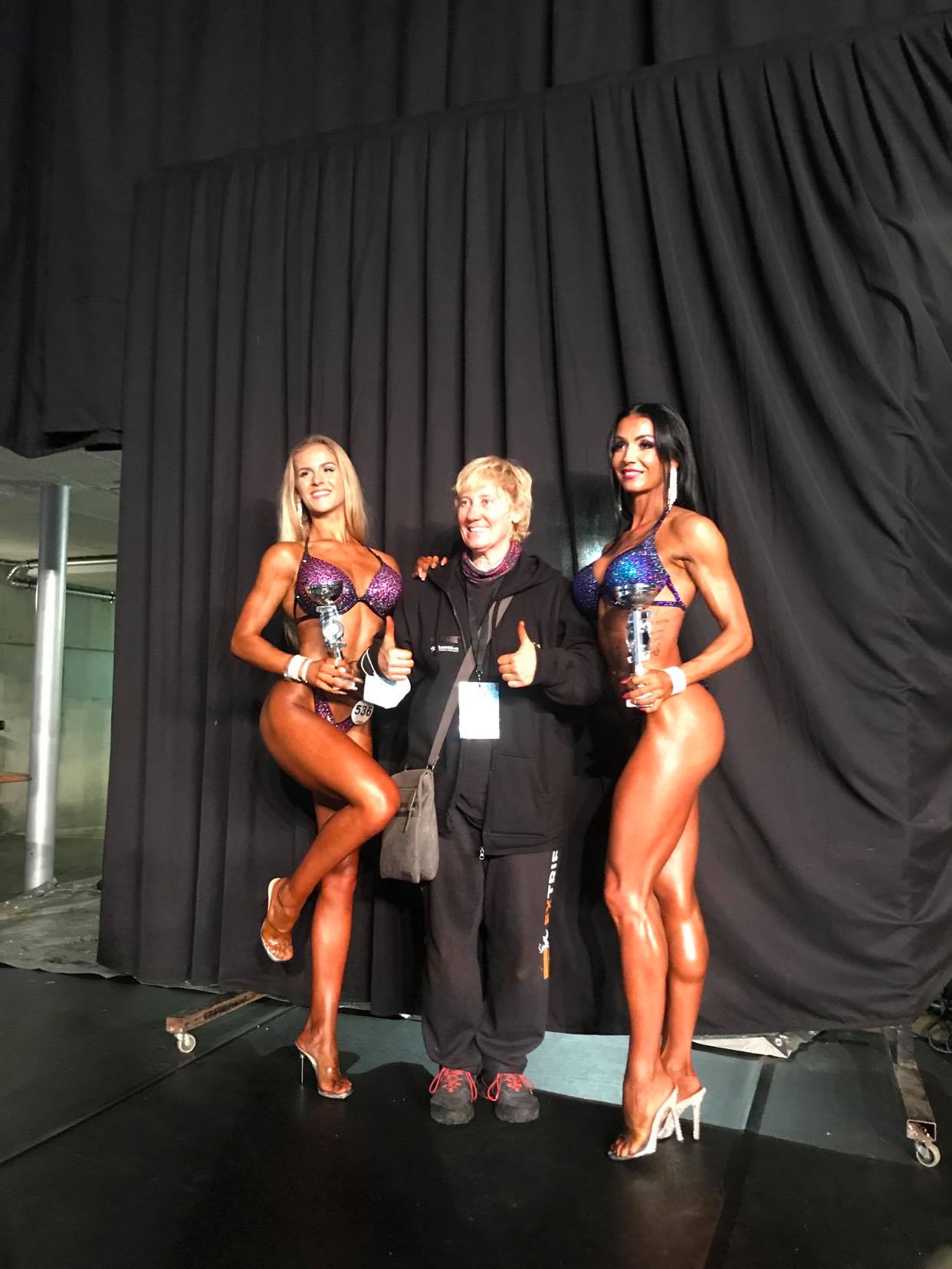 Julie Svit�kov�, Zdena Raz�mov�, Sylvie Moocová