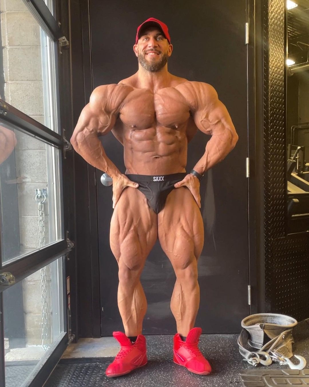 Antoine Vaillant 4,5 t�dne p�ed Mr. Olympia 2020