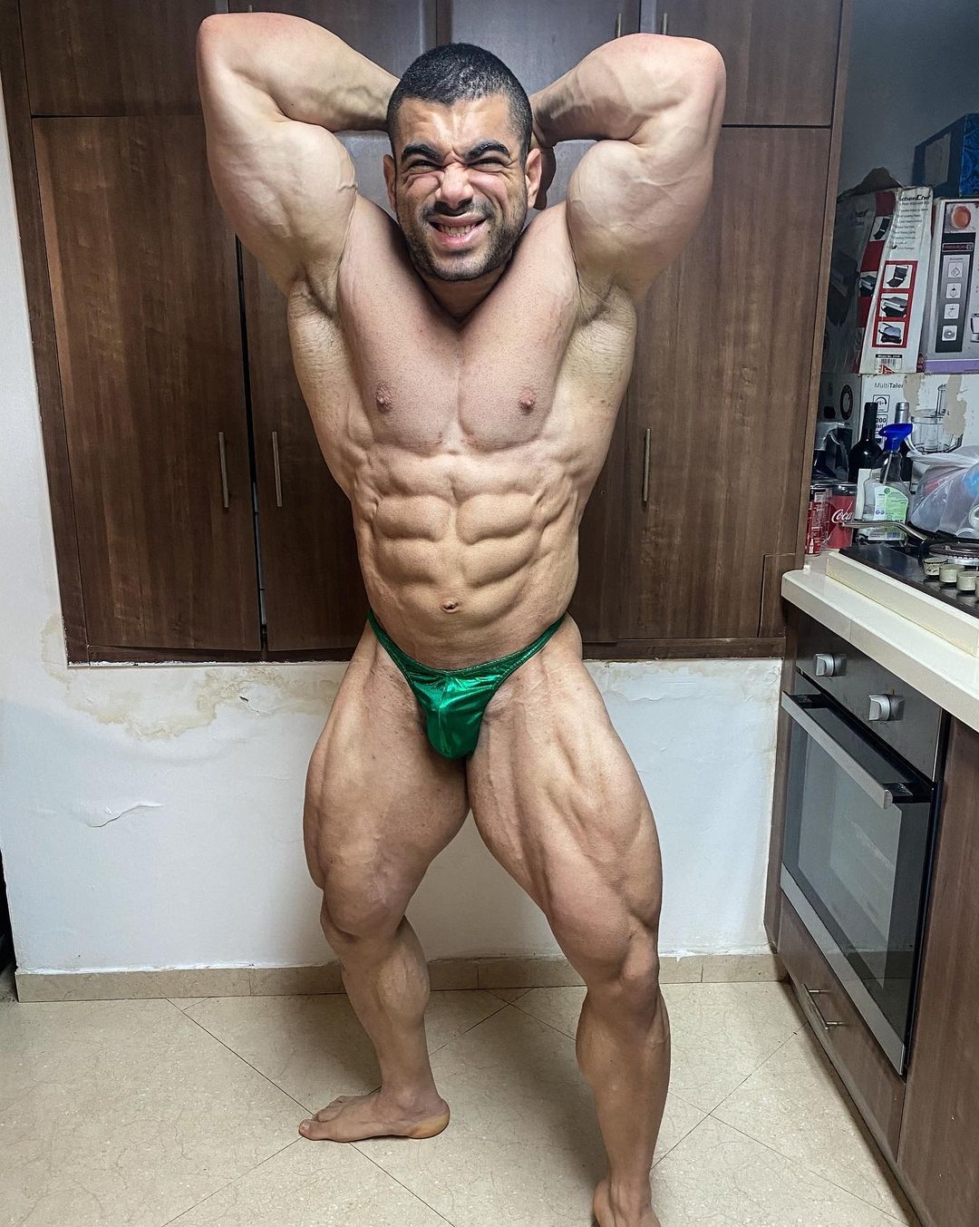 Sahar Kazes�