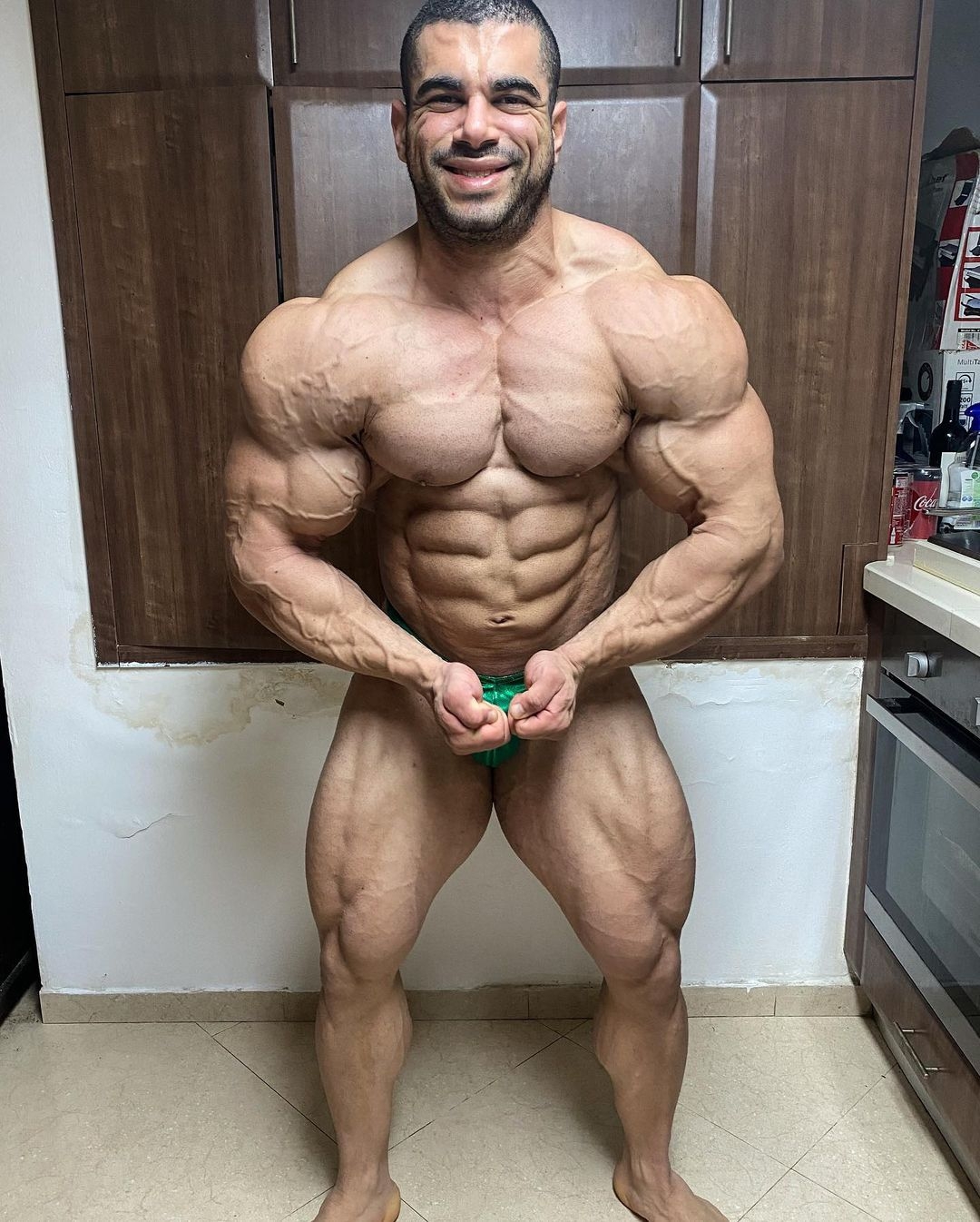 Sahar Kazes�