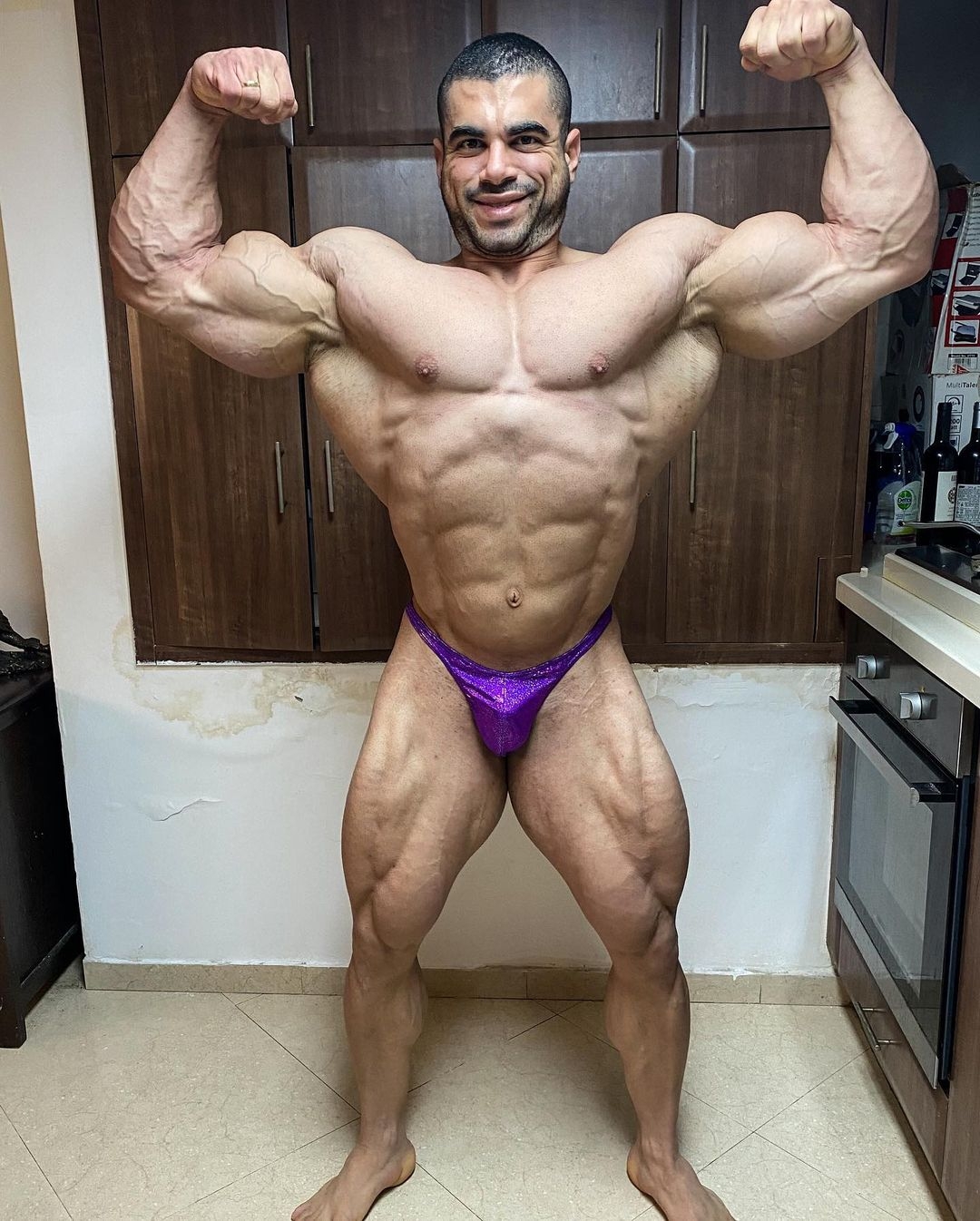�Sahar Kazes