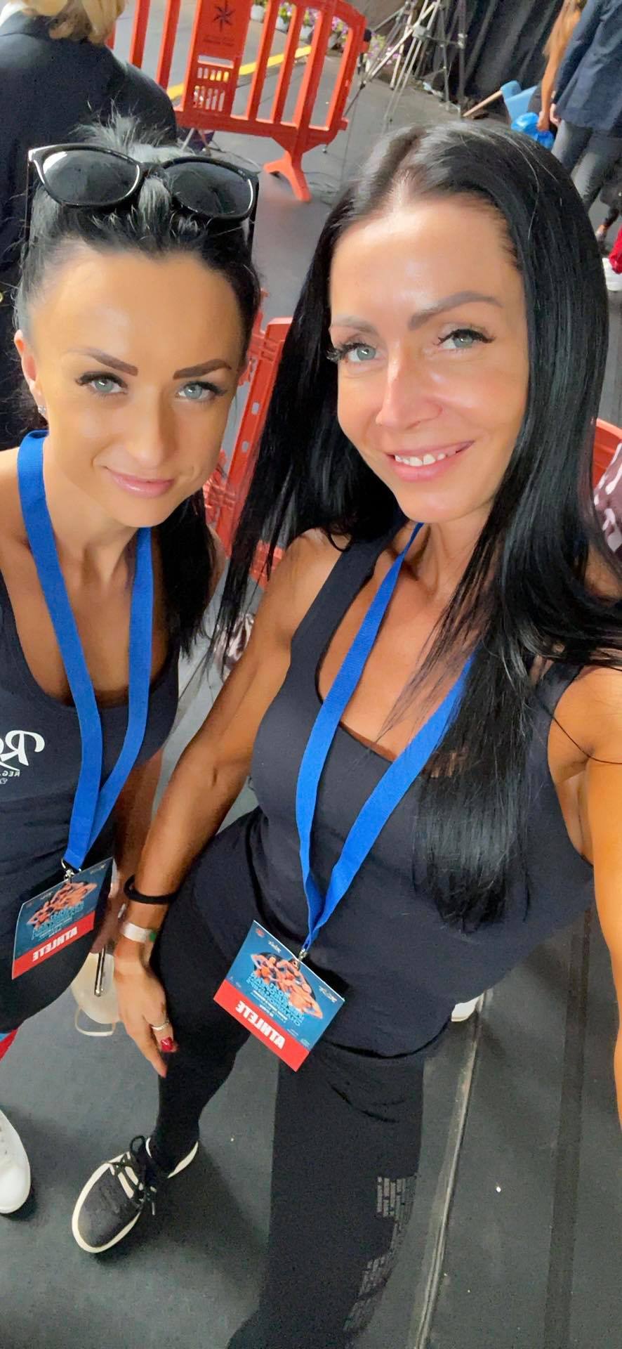 Sylvie Moocov�, Roksana Roshkaniuk�