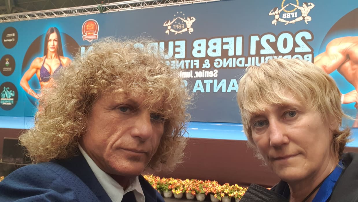 Jana Ludmila Bendov�, Zdena Raz�mov�