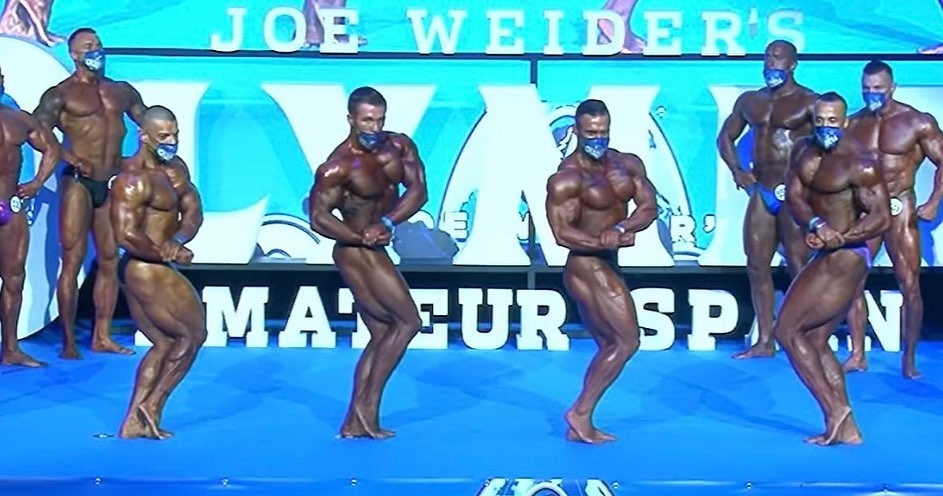 Amaury Patte�(druh� zleva)