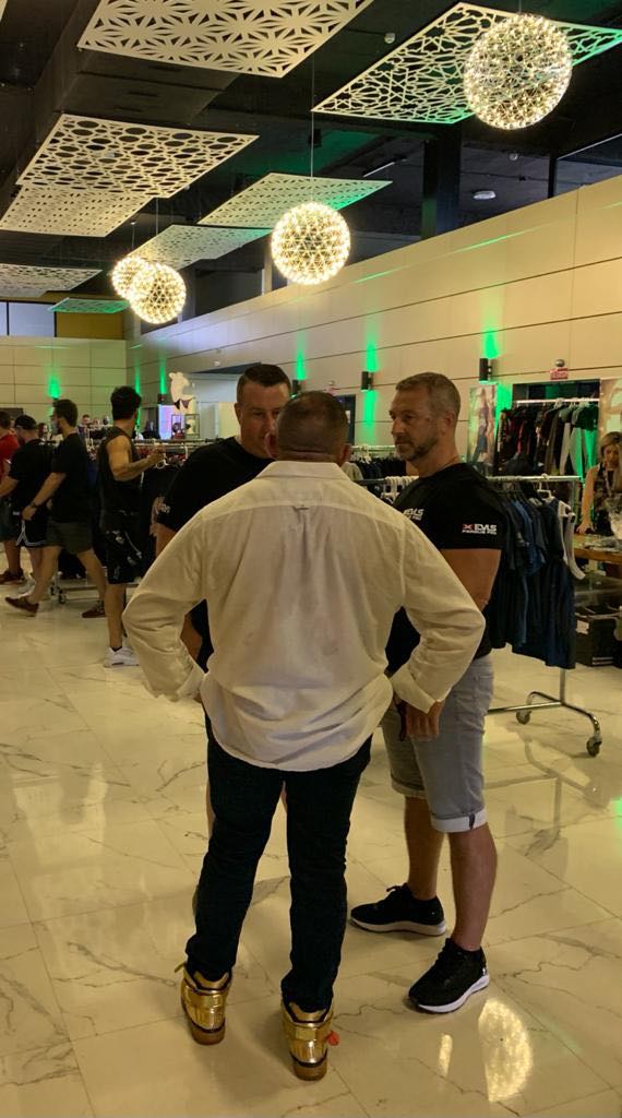 Adam Kindl, Petr Pik, Emilio Martinez