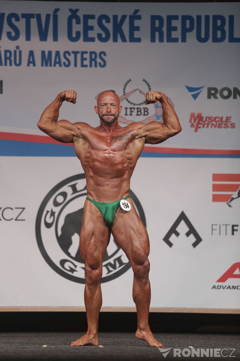 Michal Krop��ek