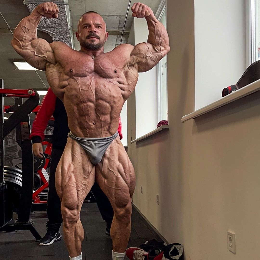 Angel Calder�n Frias