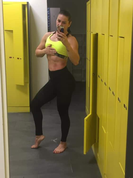 Elena-Roxana Nichifor