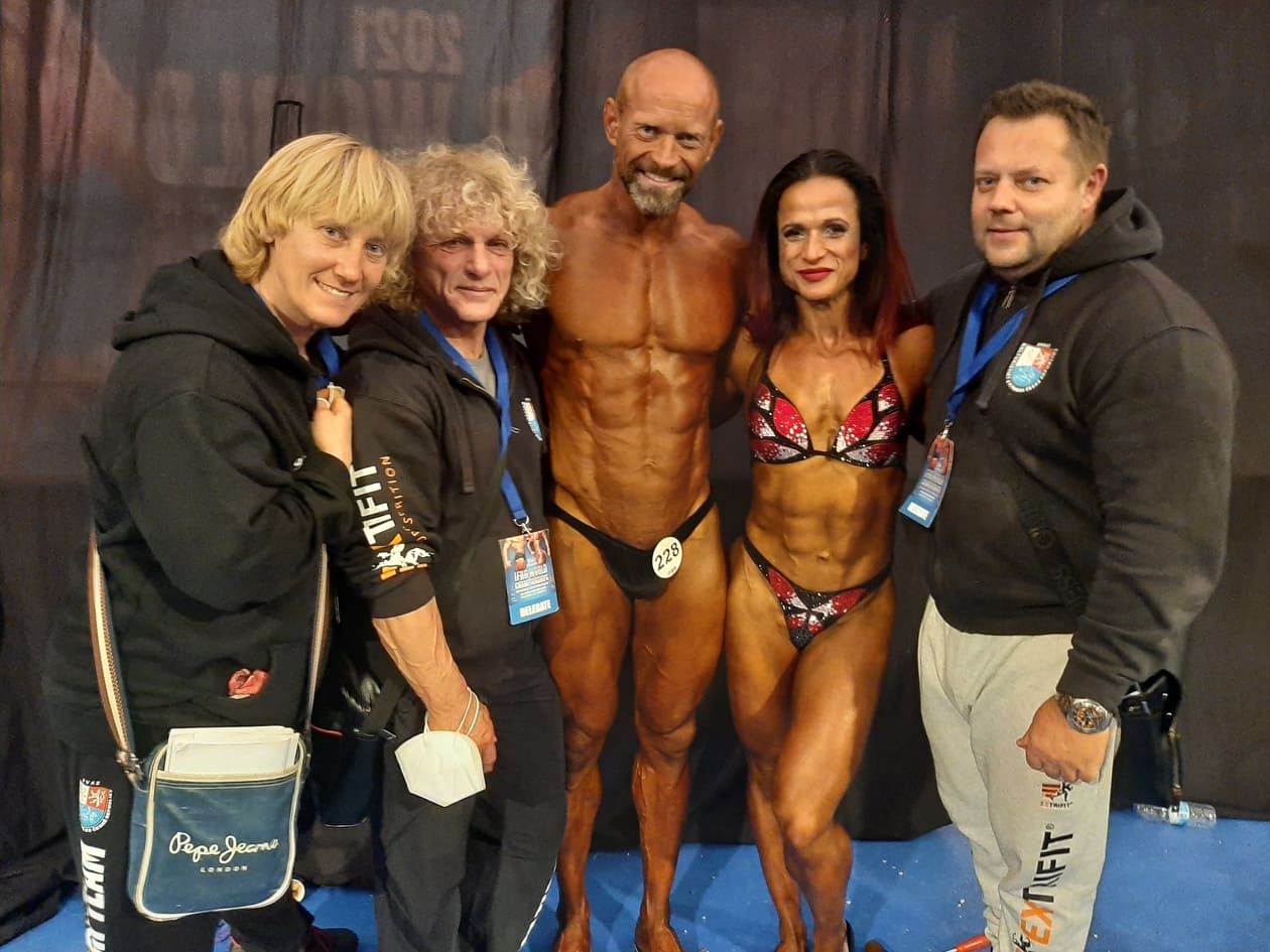 Zdena Raz�mov�, Jana Ludmila Bendov�, Zby��k Ceradsk�, Lucie Jake�ov�, Martin Novotn��