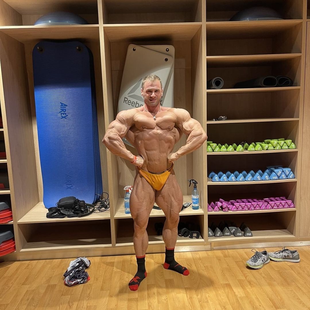 Adnan Gosto�3 dny p�ed Wings of Strength Romania Muscle Fest Pro 2021