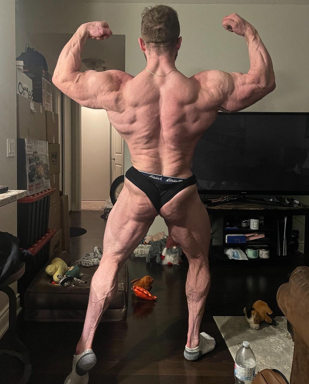 �Eiren Gauley 6 dn� p�ed Toronto Pro Supershow 2021