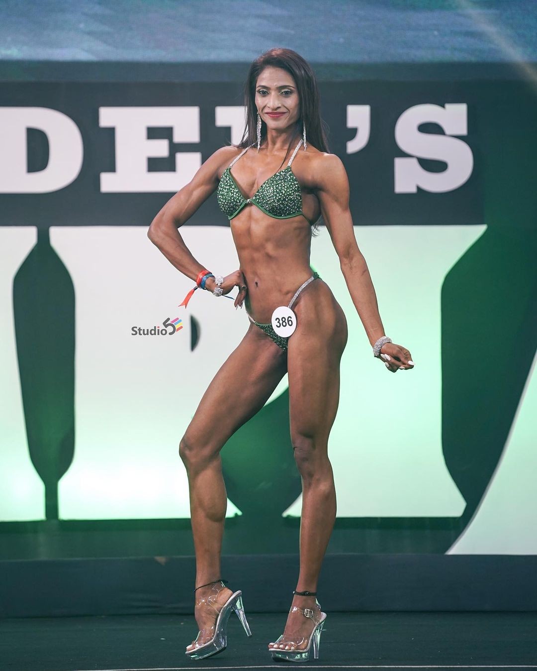 Sarina Pani�