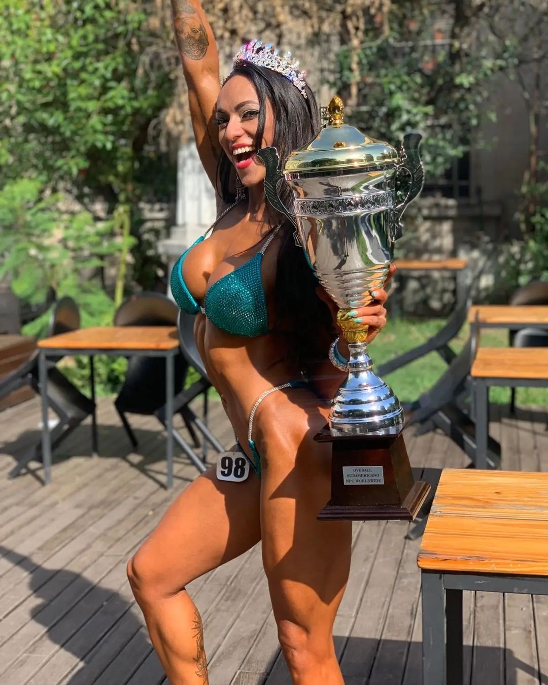 �Lu Corzo