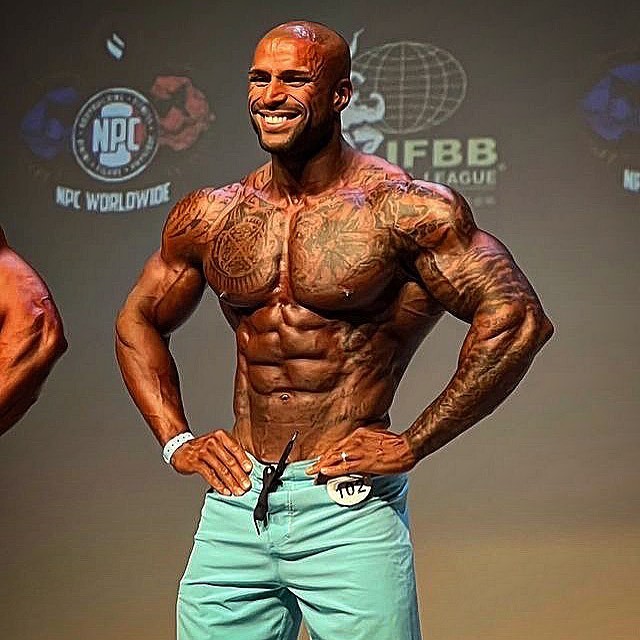 Dimitri Desheraud�