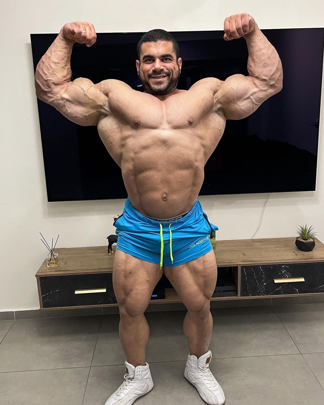 Sahar Kazes