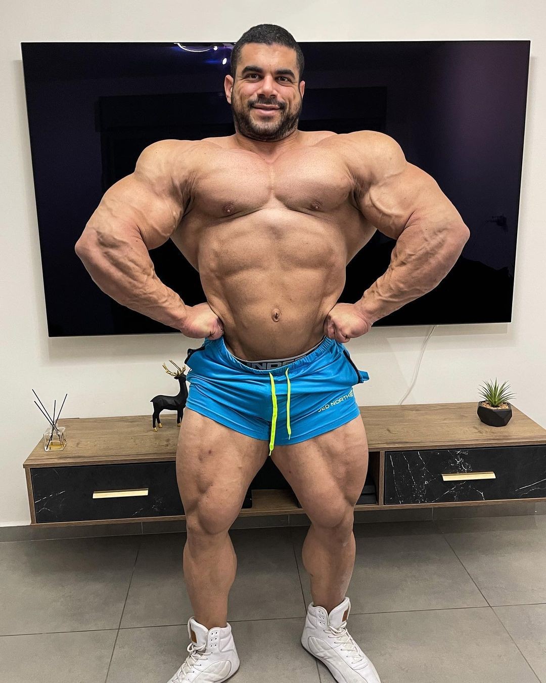 Sahar Kazes