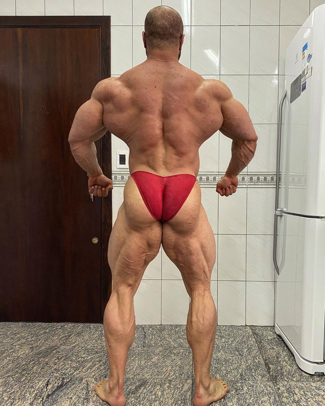 Vitor Hugo Boff 7,5 t�dne p�ed Arnold Classic Brazil 2022