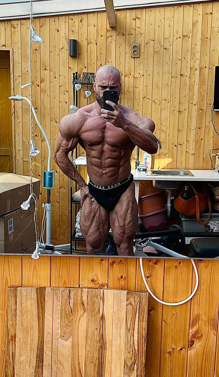 Dominik Trkan p�ed 10X Ben Weider Pro Qualifier 2022