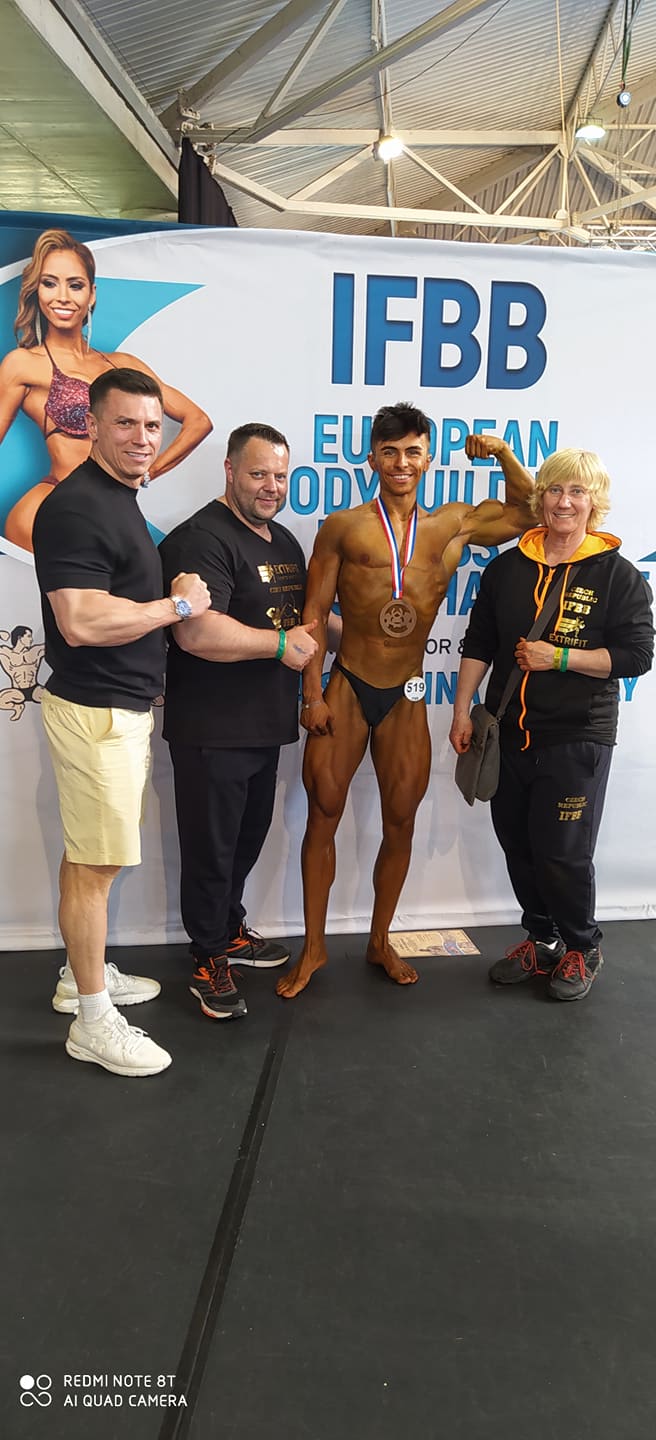 Sl�vek Vinogradov, Martin Novotn�, Jan Pipek, Zdena Raz�mov�