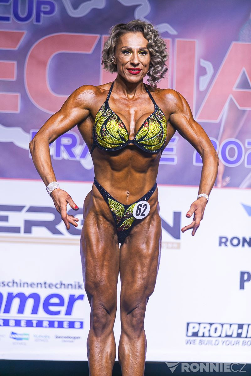 Denisa Ballov� na IFBB Diamond Cupu Czechia 2022