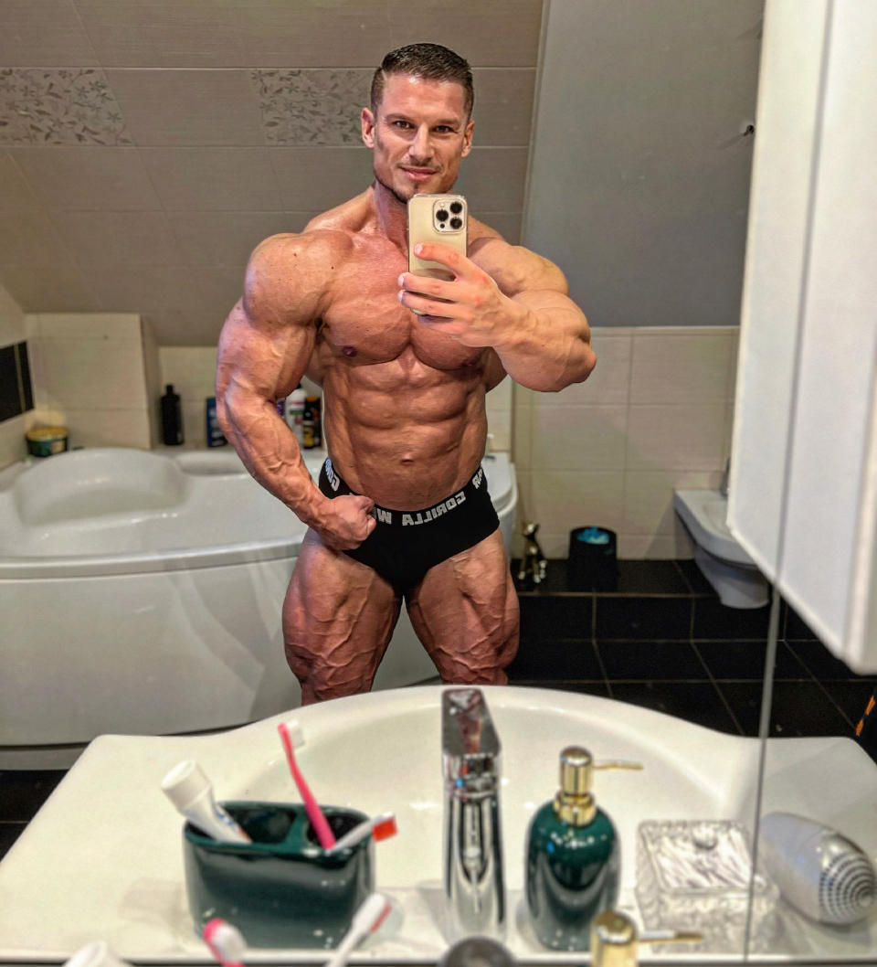 Tom� Taba�iar