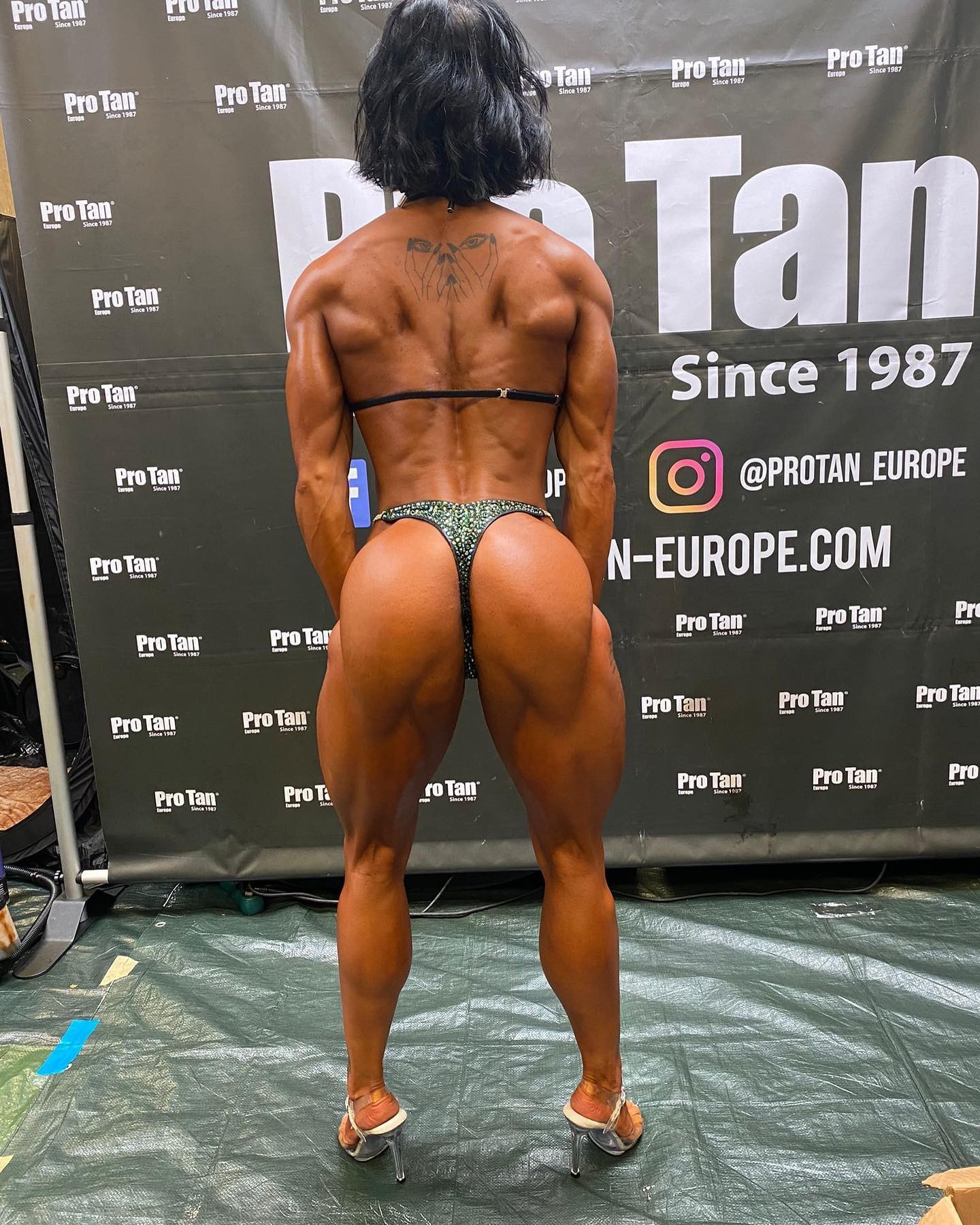 �Celandine Holenweg