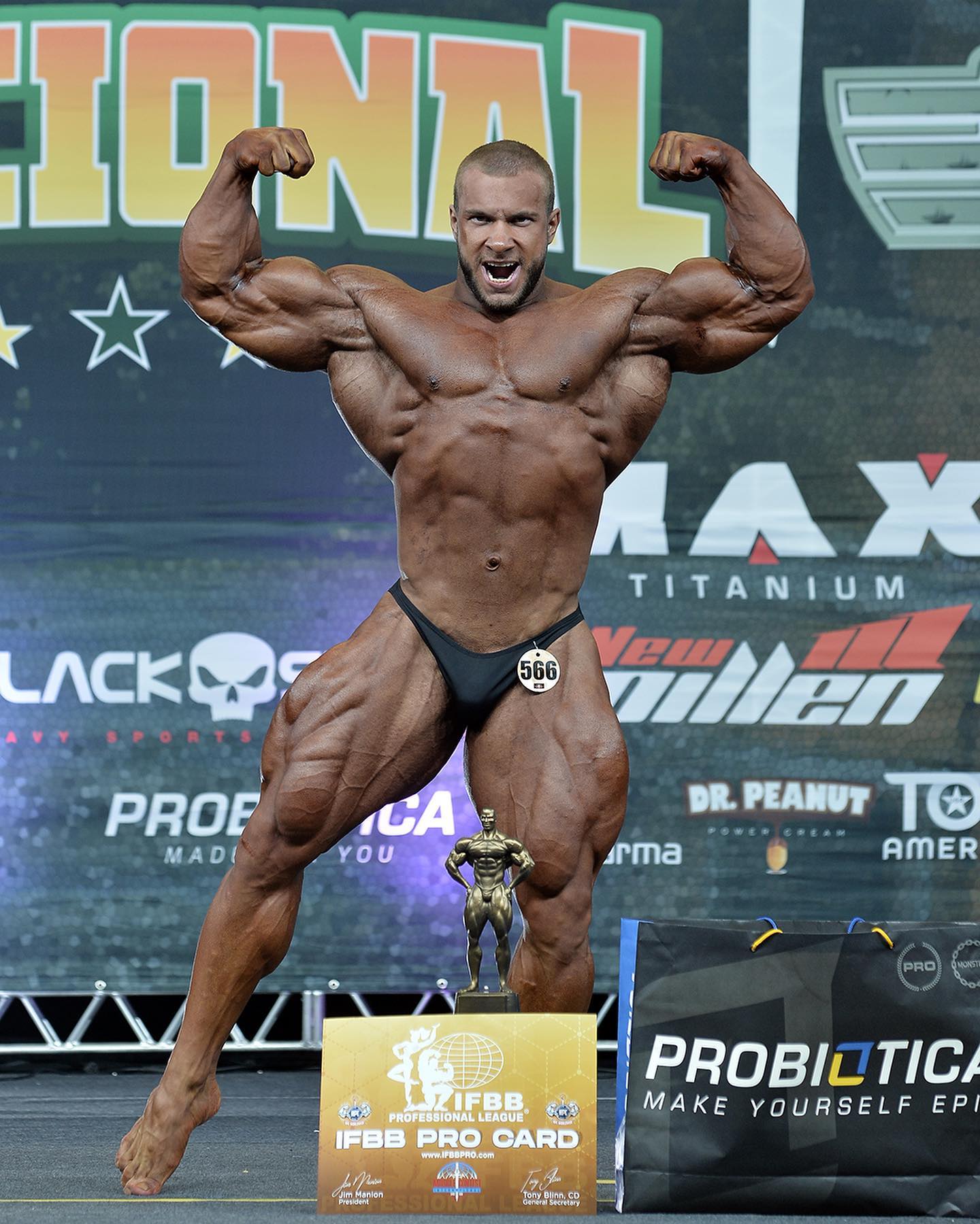 Vitaliy Ugolnikov�