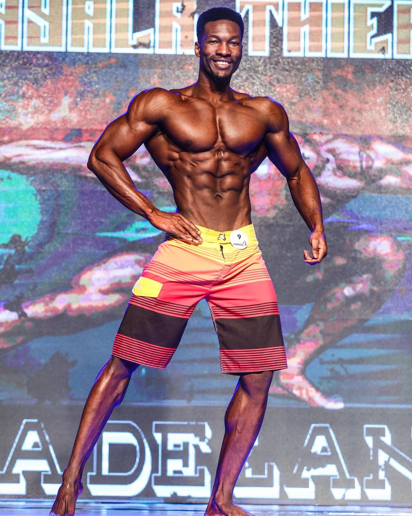 	Thierry Bayala�