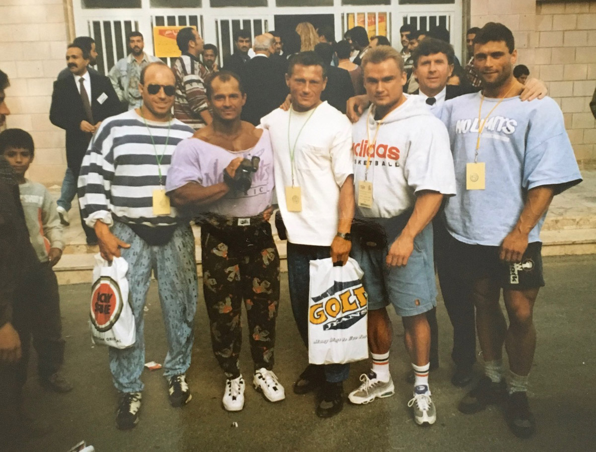 Mistrovstv� sv�ta 1996, zleva Roman Vr�bel, Oleg �ur, Julius �afr, Richard �ada, Dr. Lud�k Nosek, Lubo� �ern�