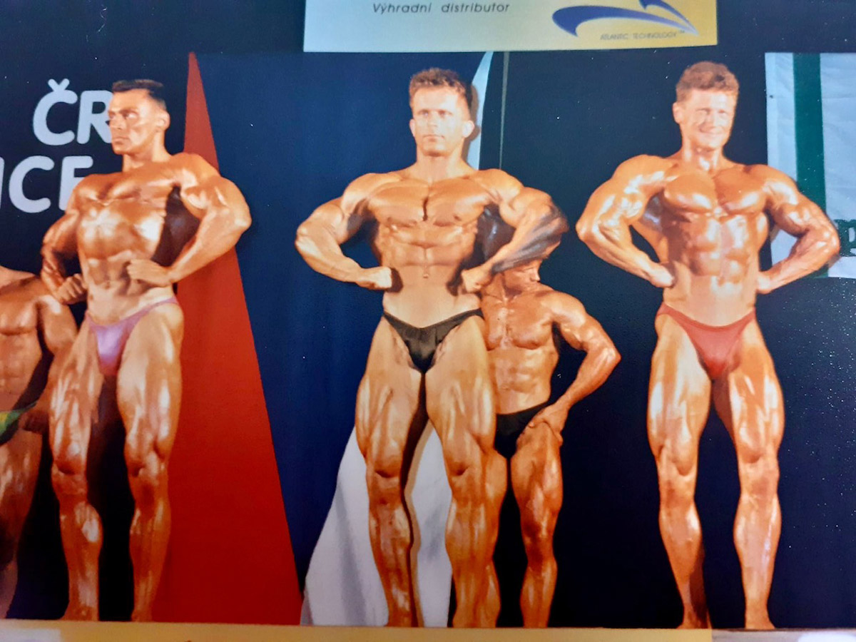 V�b�r reprezentace na M�R 1994, zleva V�clav Speirl, Ale� Vav��k, Julius �afr