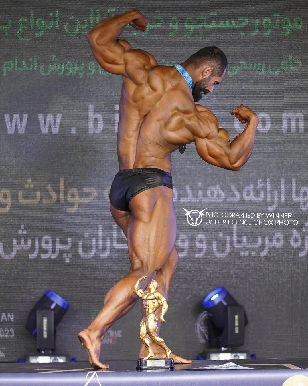 Ali Noroozi�