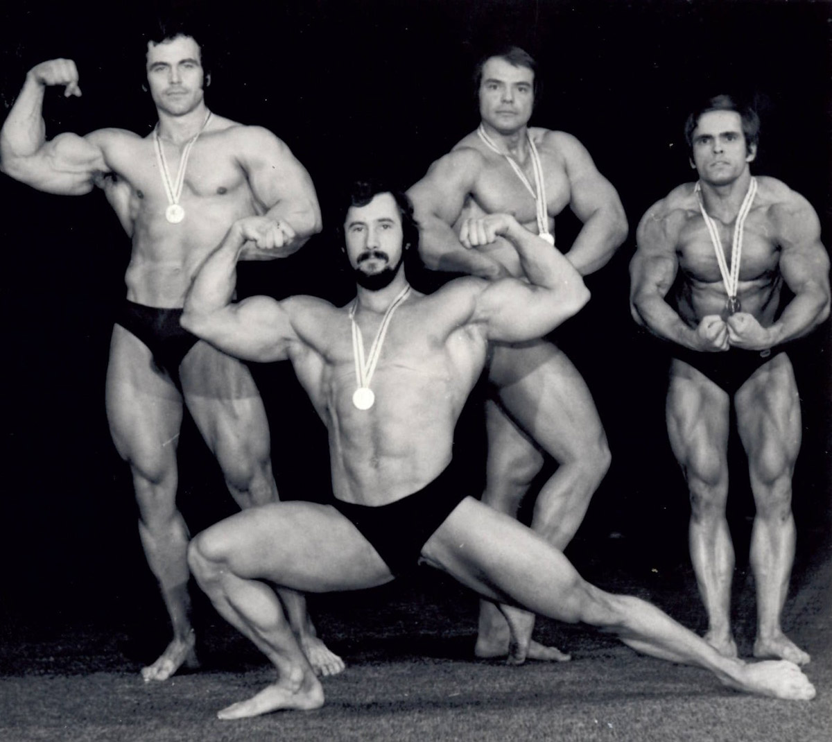Mistrovstv� �ech 1977 - v�t�zov� kategorii Alois Pek, Pavel Nesn�dal, Petr Stach a Ji�� Hovorka (zleva)