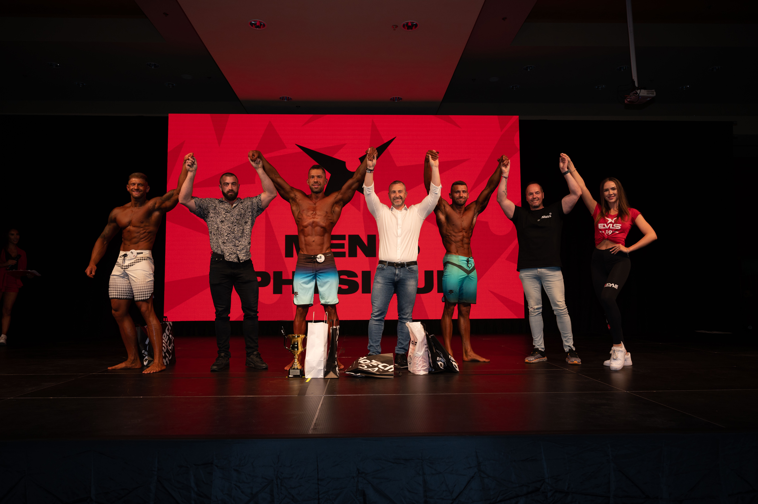 	Marek Koco�, Pawel Dyczek, Kristi�n Rybovi�(foto: EVLS Fitness)�