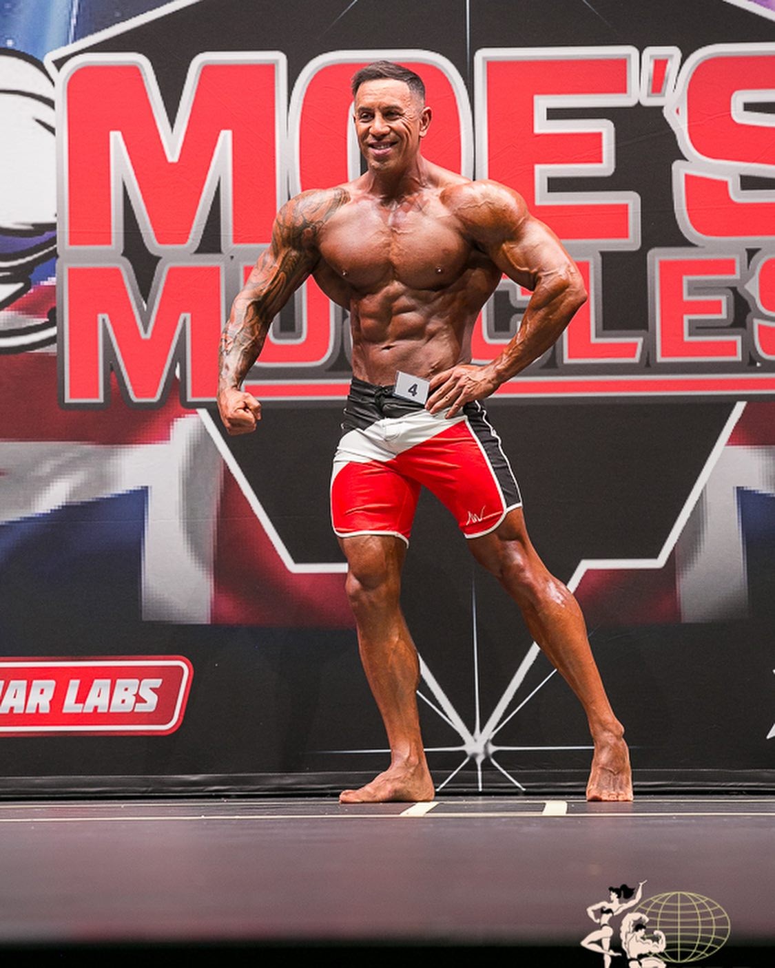 Ash Mullen�