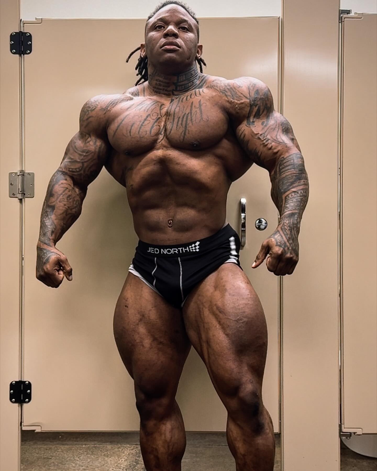 Tonio Burton