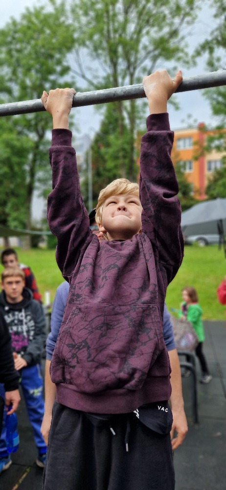 D�tsk� z�vody ve street workoutu (Habartov) 2024