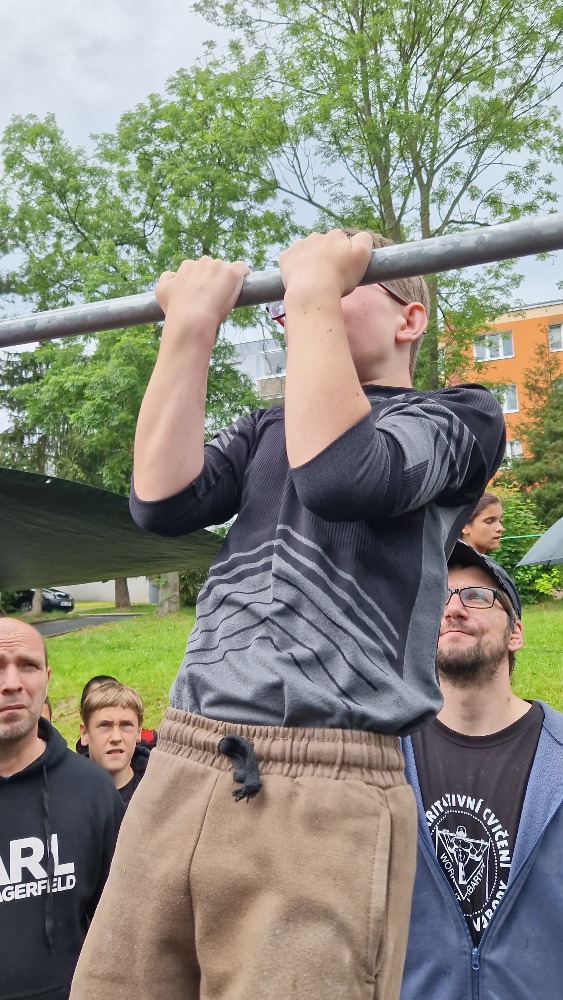 D�tsk� z�vody ve street workoutu (Habartov) 2024