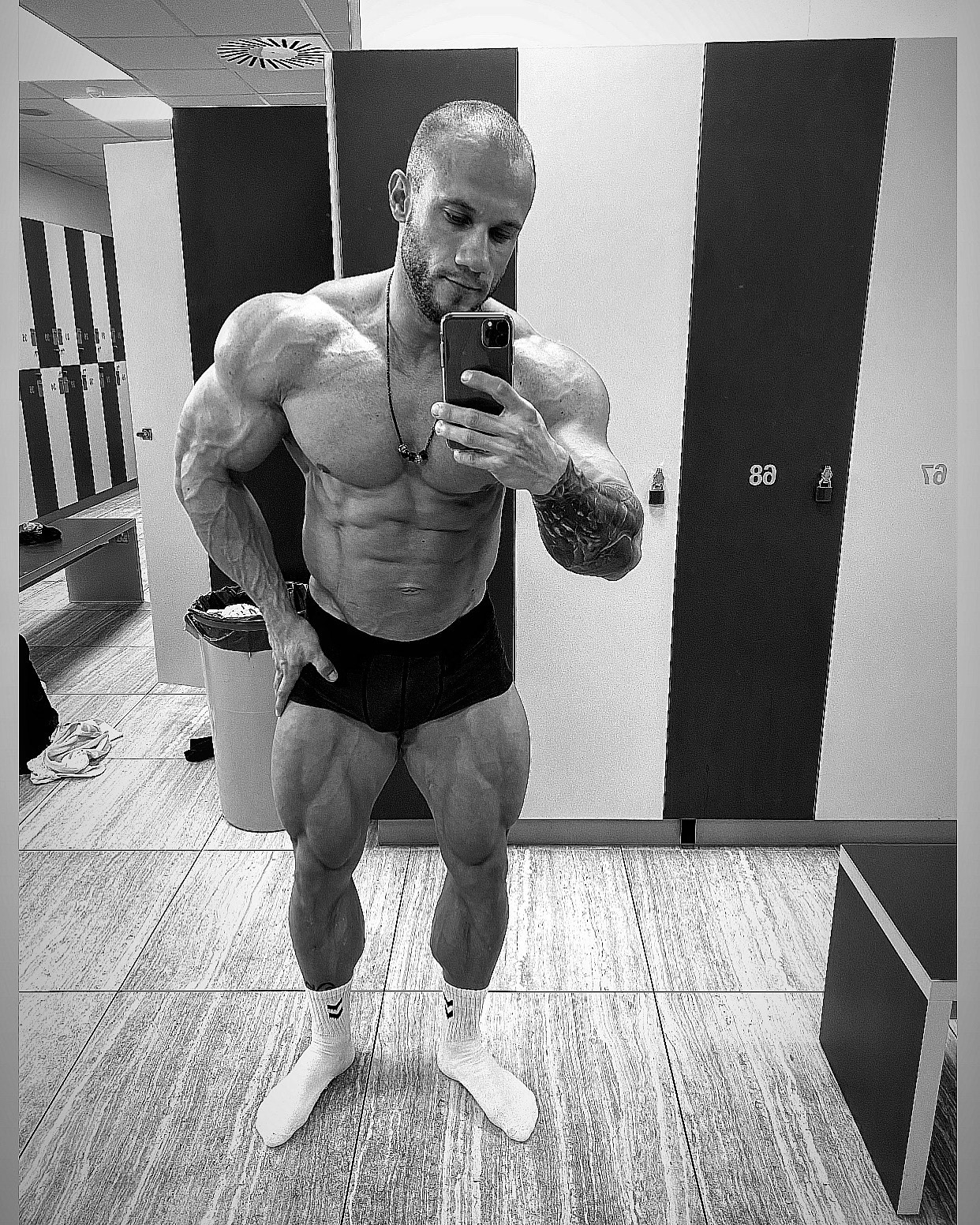 David Barto�