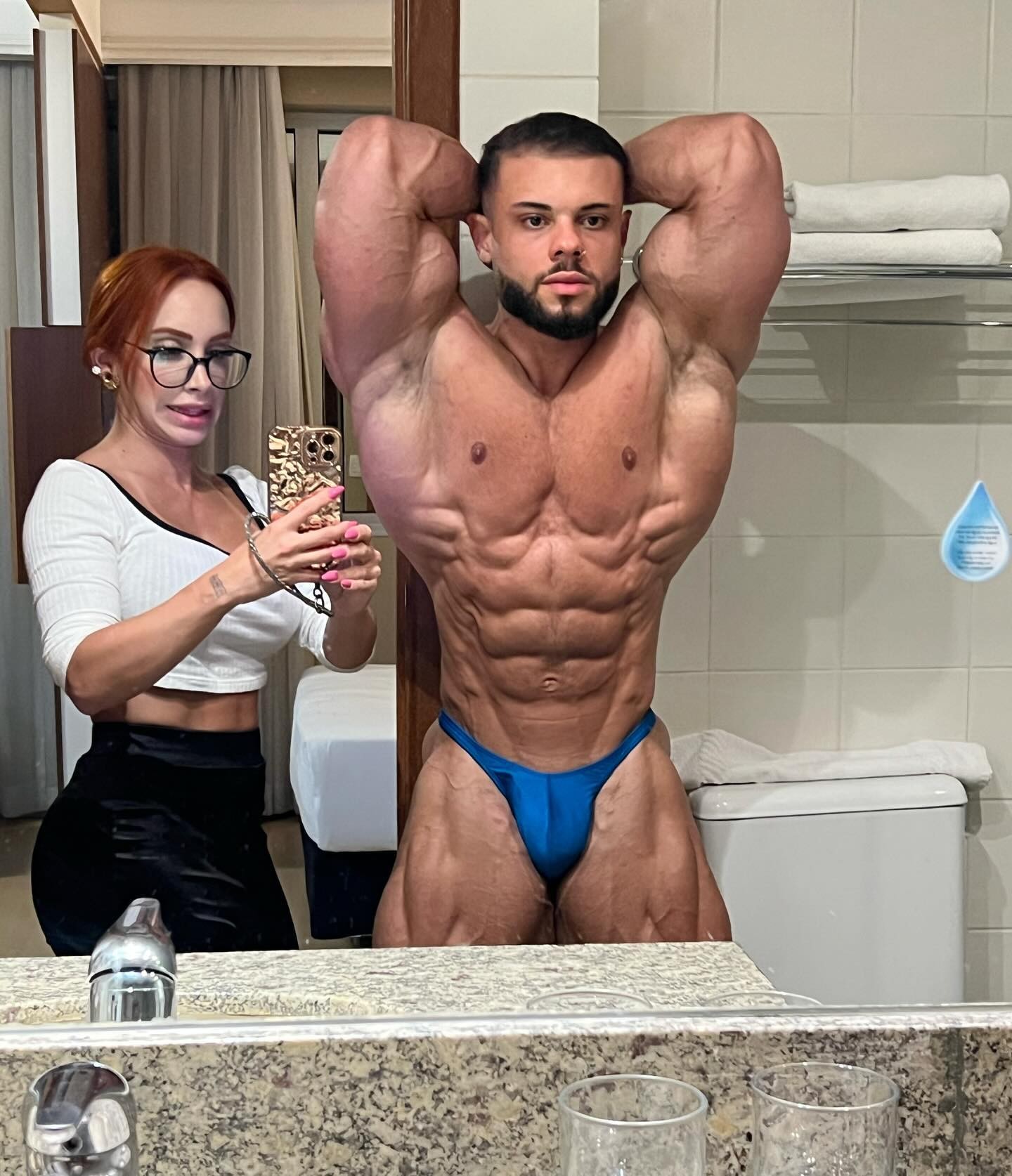 Henrique Goncalves 2 dny p�ed Musclecontest Belo Horizonte Pro 2024