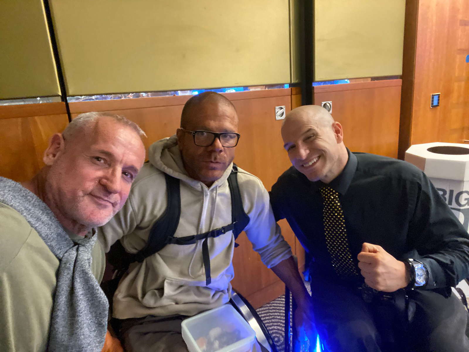 �Ladislav Kur��k, Jan Pov��il a Nick Scott v z�kulis� NPC Worldwide European Championship 2024 (foto: Ladislav Kur��k)