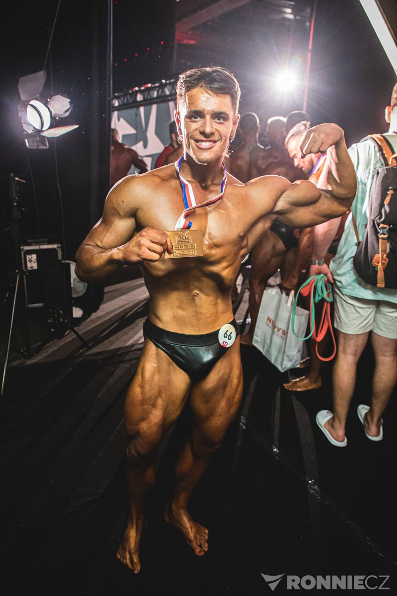 Erik Benikovsk�