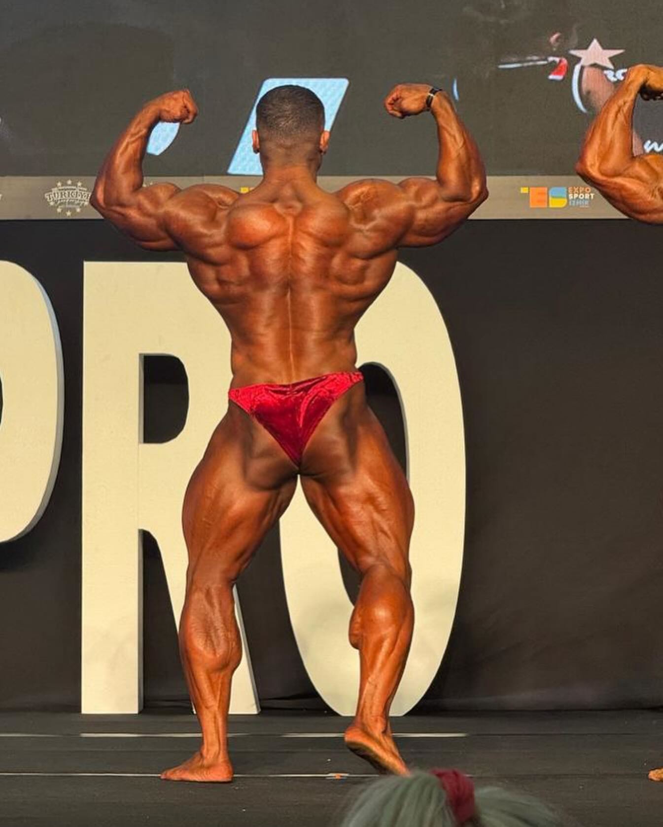 �Aziz Moarefi