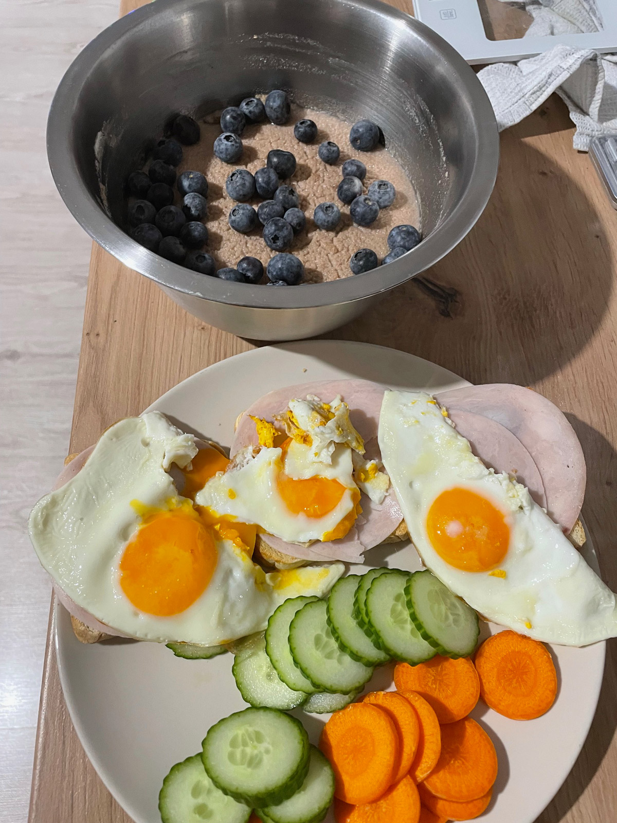 V�era jsem jedl� Maro� Hubinsk�, classic physique (5167 kcal)