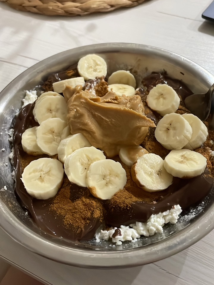 V�era jsem jedl� Maro� Hubinsk�, classic physique (5167 kcal)