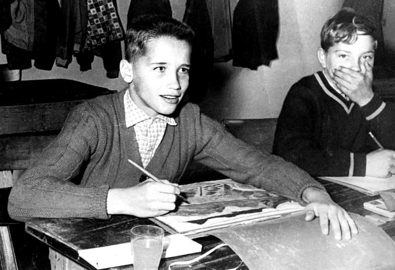 Mlad� Arnold Schwarzenegger ve �kole