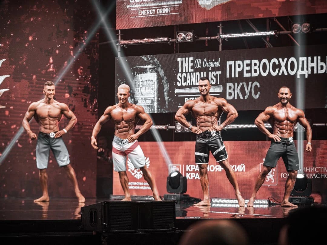 	Igor Balovnev, Maxim Esaulov, Sina Vajari, Naser Khodami�