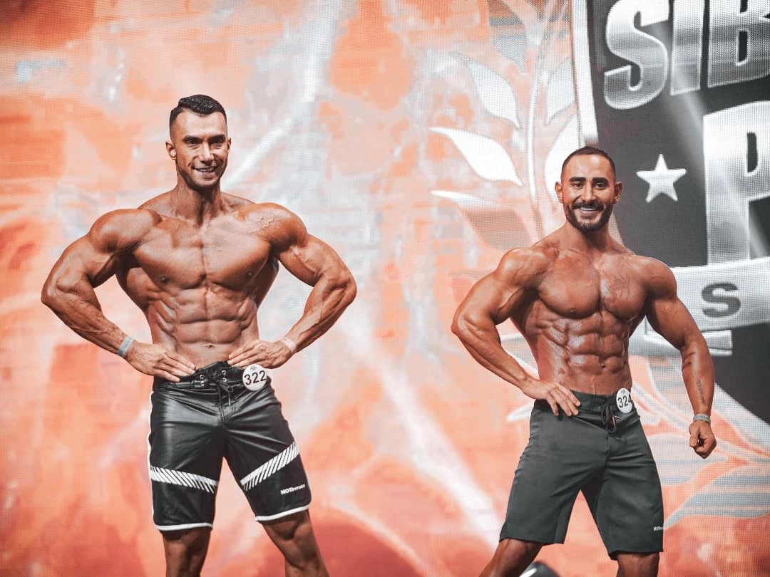 Sina Vajari, Naser Khodami�